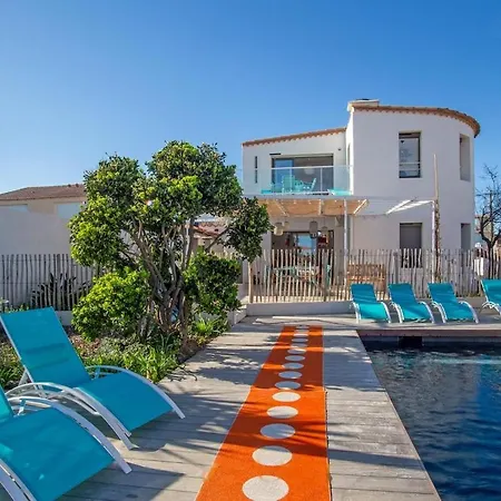 Seventy * Frontignan